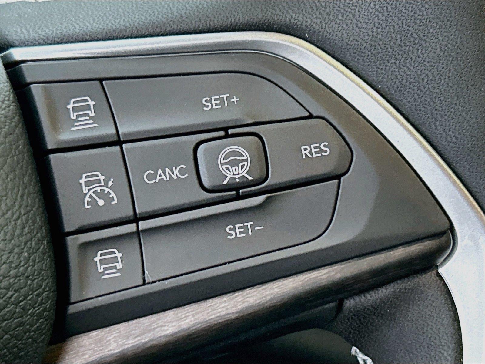 2027 Jeep Grand Cherokee GRAND CHEROKEE L LIMITED RESERVE 4X4