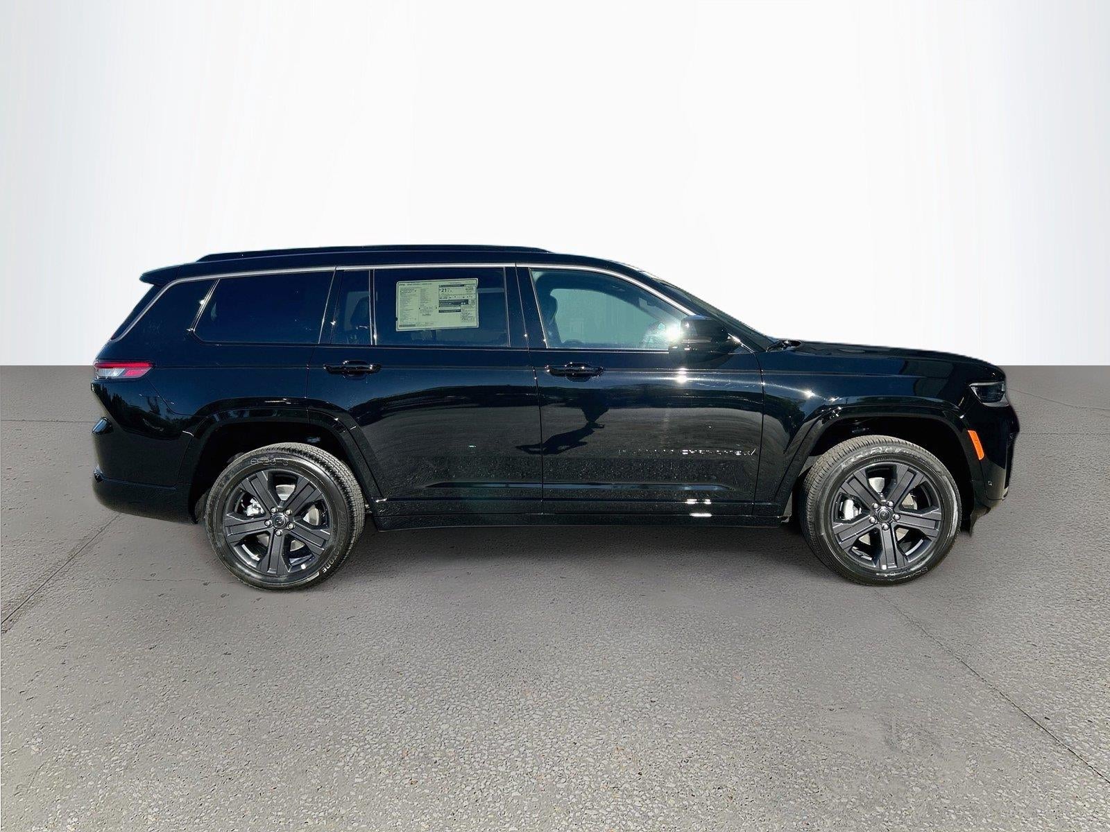 2027 Jeep Grand Cherokee GRAND CHEROKEE L LIMITED RESERVE 4X4