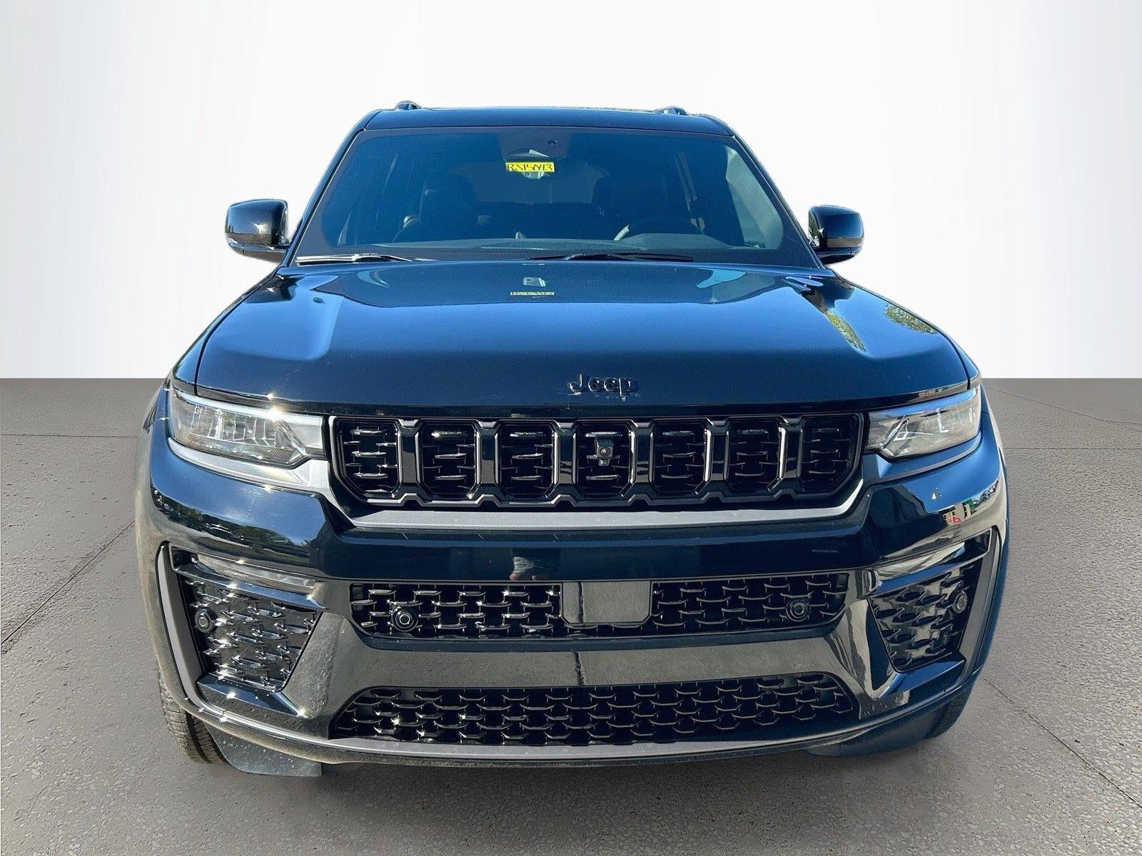 2027 Jeep Grand Cherokee GRAND CHEROKEE L LIMITED RESERVE 4X4