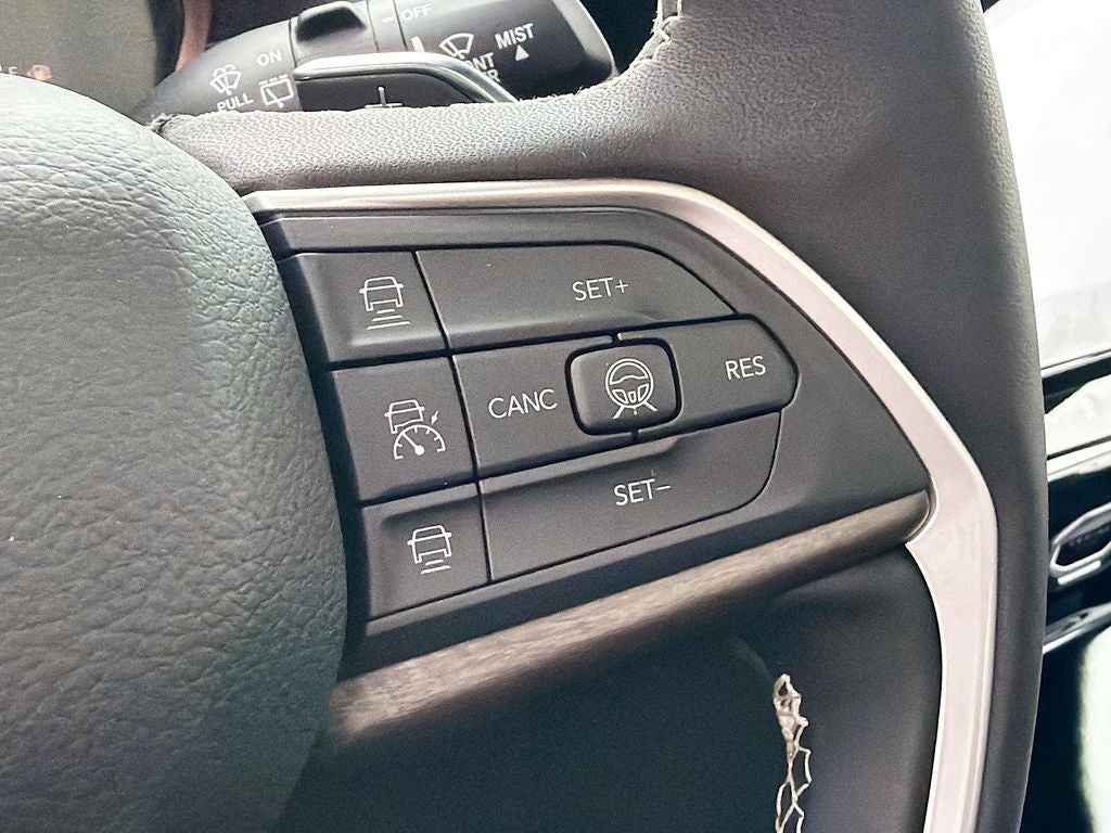 2026 Jeep Grand Cherokee GRAND CHEROKEE L LIMITED RESERVE 4X4