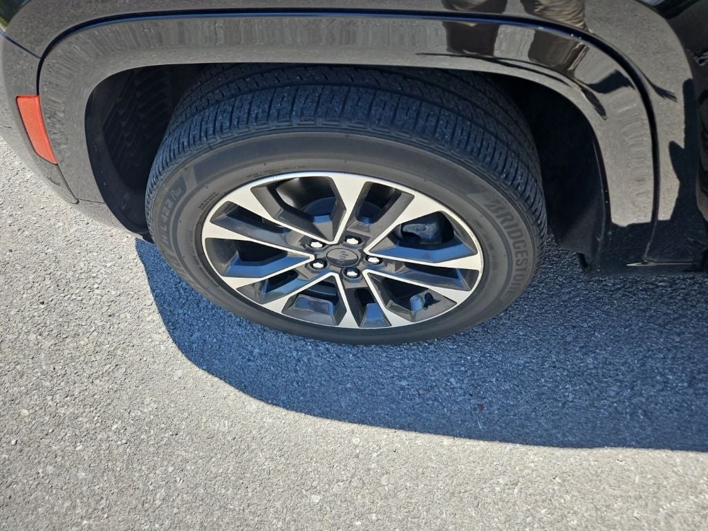 2023 Jeep Grand Cherokee L Overland