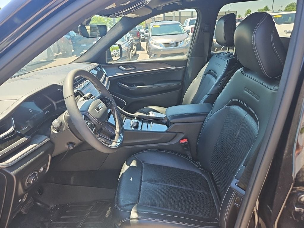 2023 Jeep Grand Cherokee L Overland