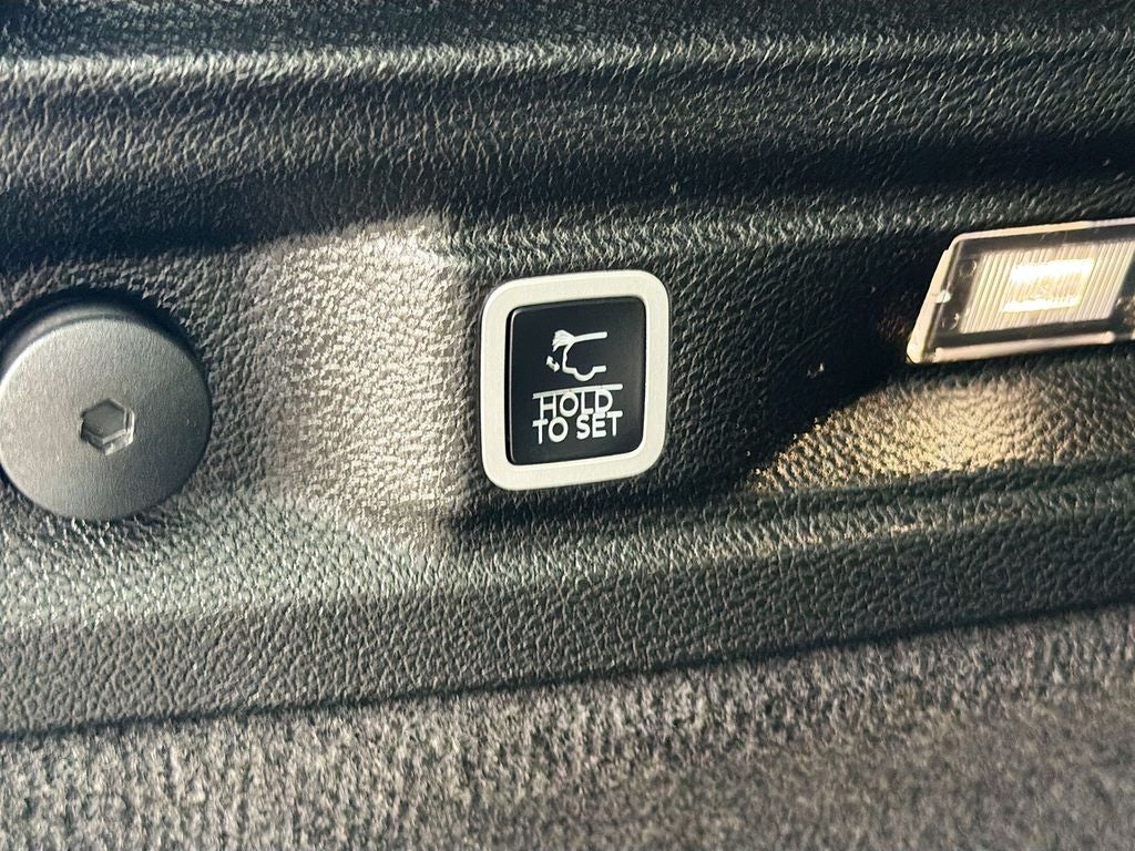 2022 Jeep Grand Cherokee L Overland 4x4