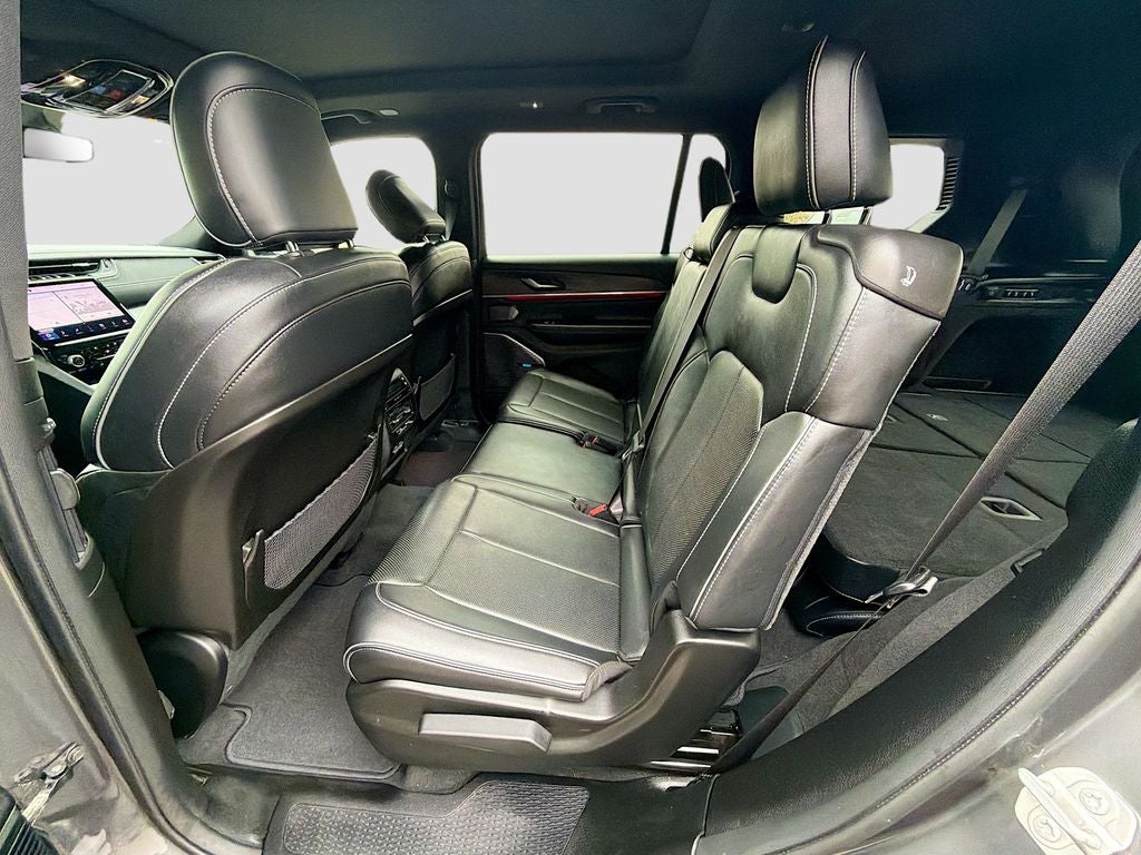 2022 Jeep Grand Cherokee L Overland 4x4