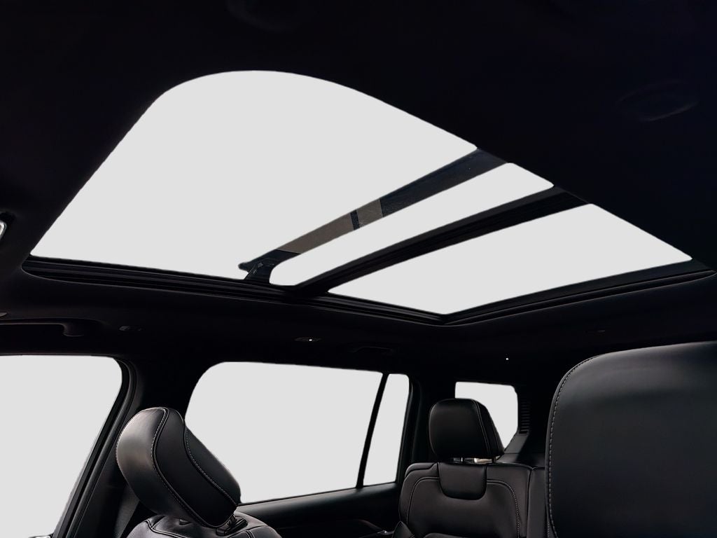 2022 Jeep Grand Cherokee L Overland 4x4