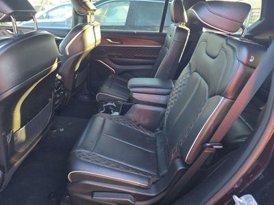 2023 Jeep Grand Cherokee L Summit 4x4