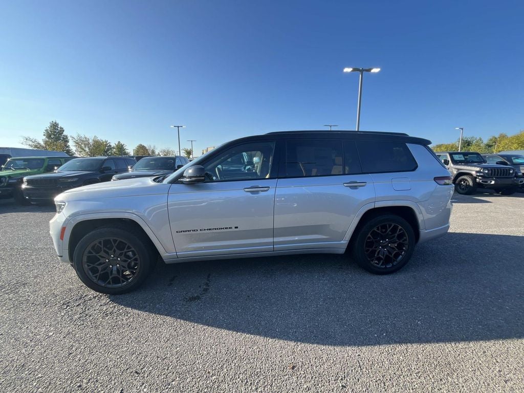 2025 Jeep Grand Cherokee GRAND CHEROKEE L SUMMIT 4X4