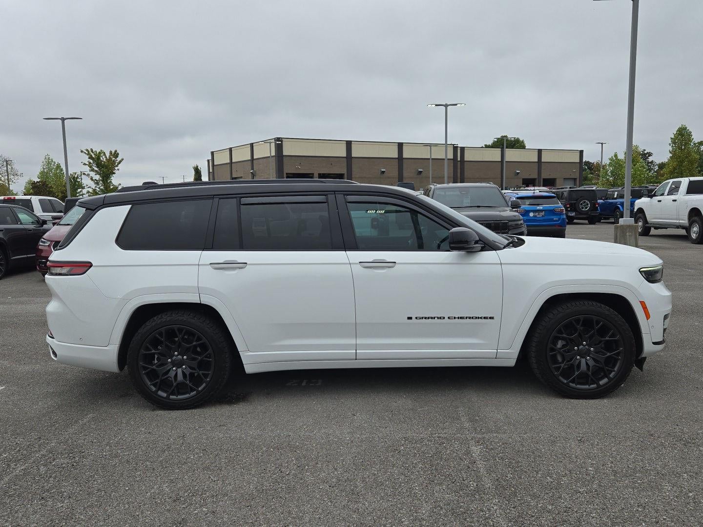 2024 Jeep Grand Cherokee L Summit 4x4