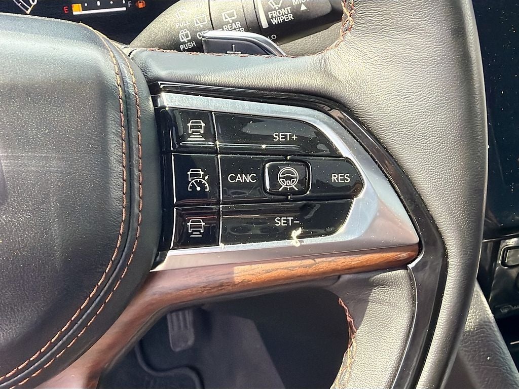 2023 Jeep Grand Cherokee L Summit 4x4