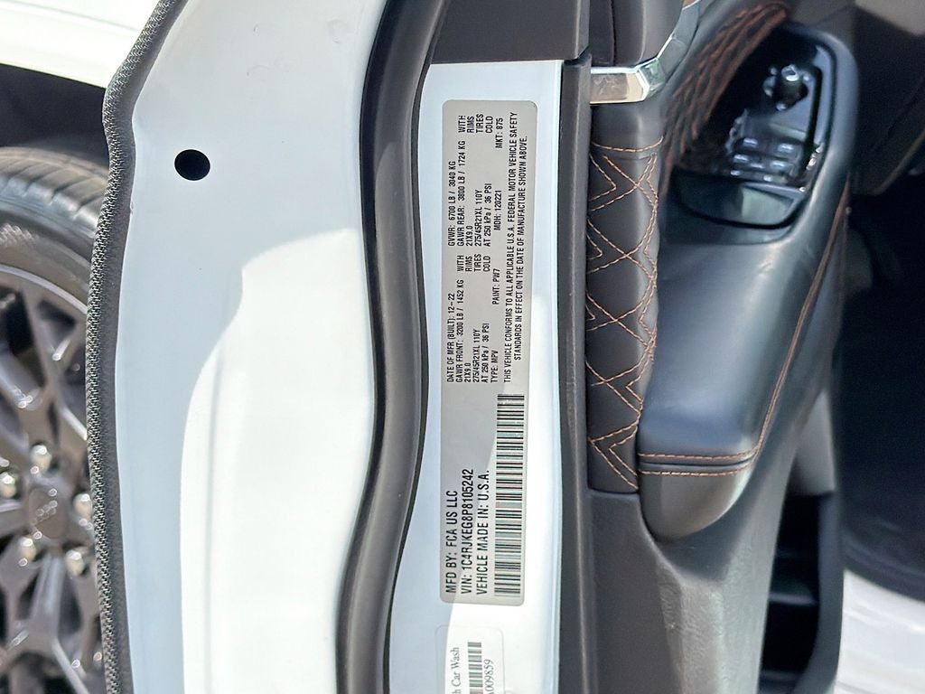 2023 Jeep Grand Cherokee L Summit 4x4