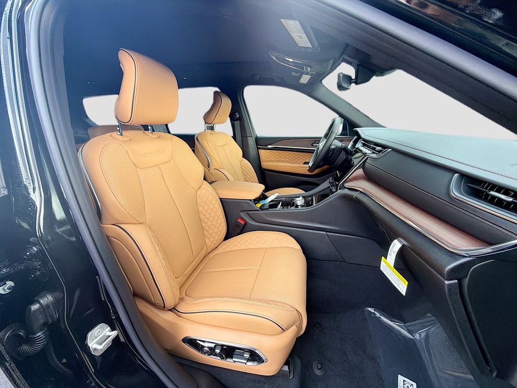 2025 Jeep Grand Cherokee GRAND CHEROKEE L SUMMIT 4X4