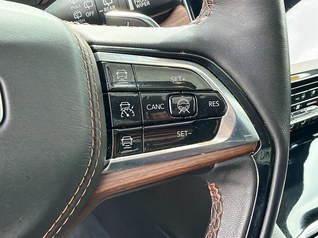 2023 Jeep Grand Cherokee L Summit 4x4