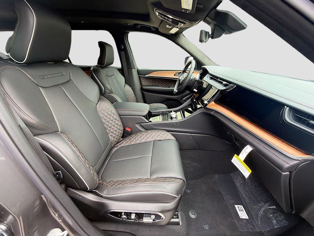 2026 Jeep Grand Cherokee L Summit 4x4