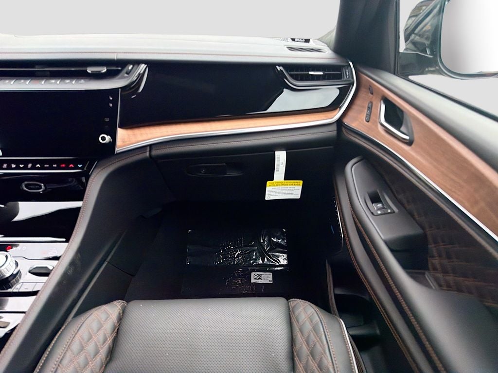 2026 Jeep Grand Cherokee L Summit 4x4