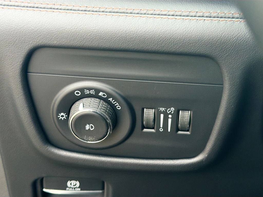 2026 Jeep Grand Cherokee L Summit 4x4