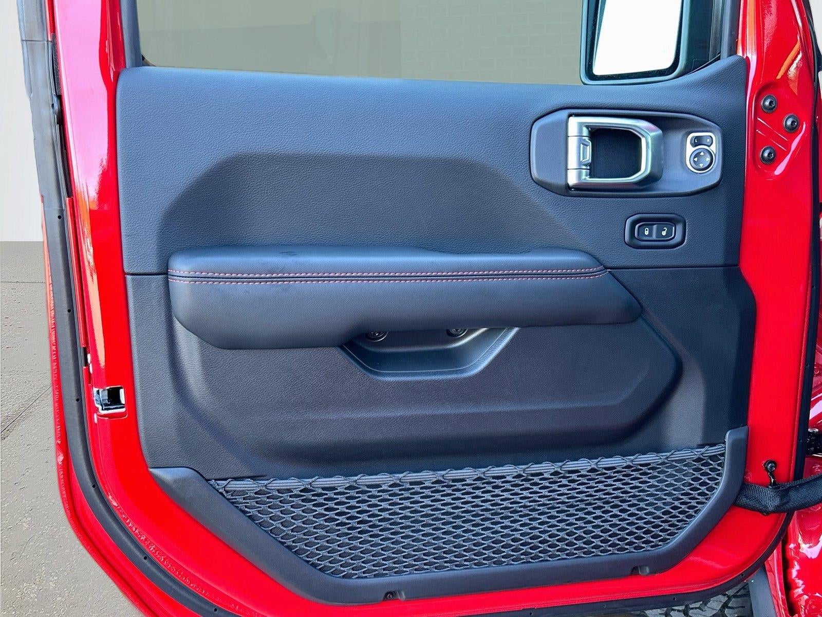 2027 Jeep Wrangler WRANGLER 4-DOOR RUBICON X