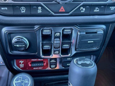 2027 Jeep Wrangler WRANGLER 4-DOOR RUBICON X