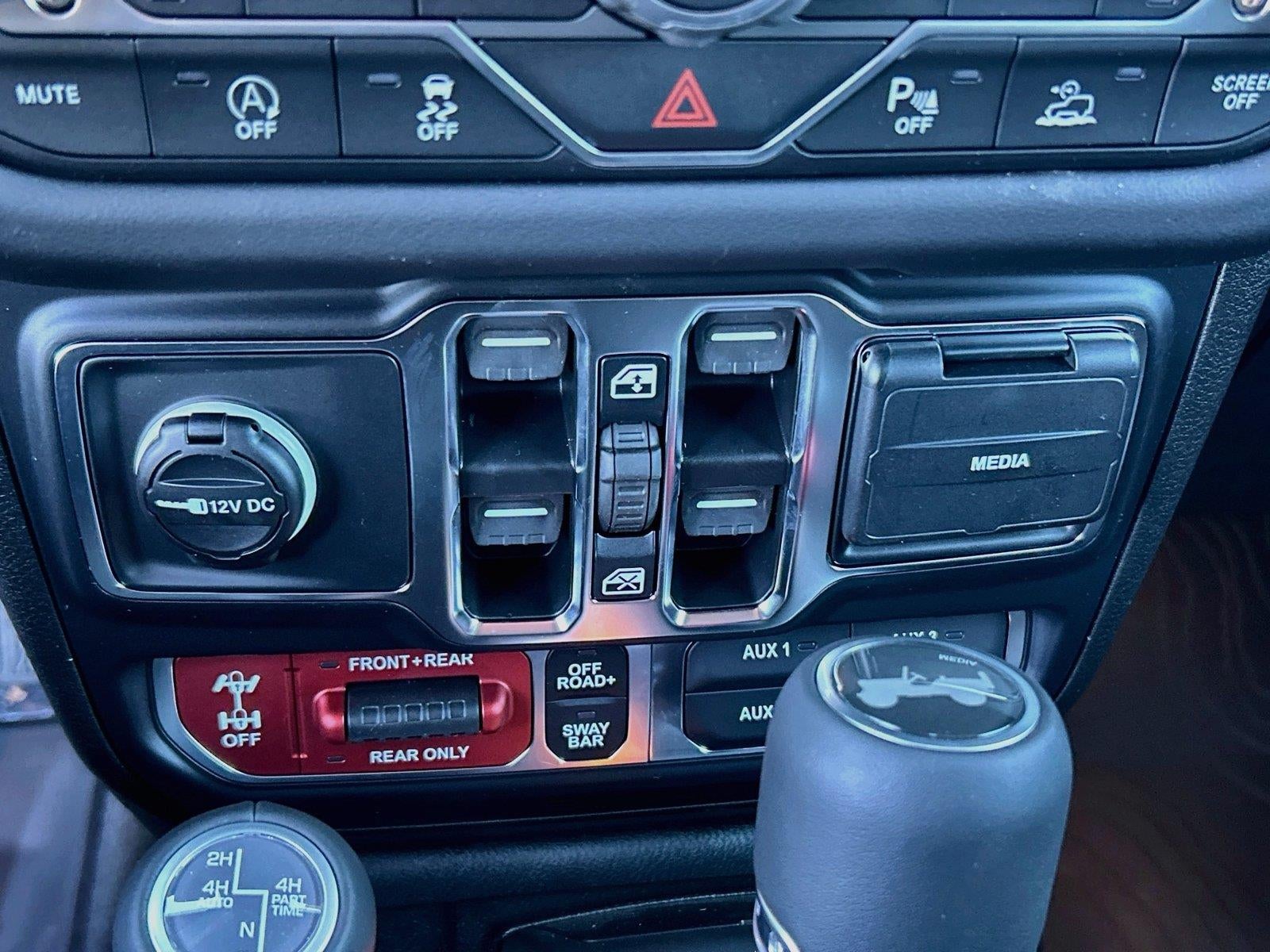 2027 Jeep Wrangler WRANGLER 4-DOOR RUBICON X