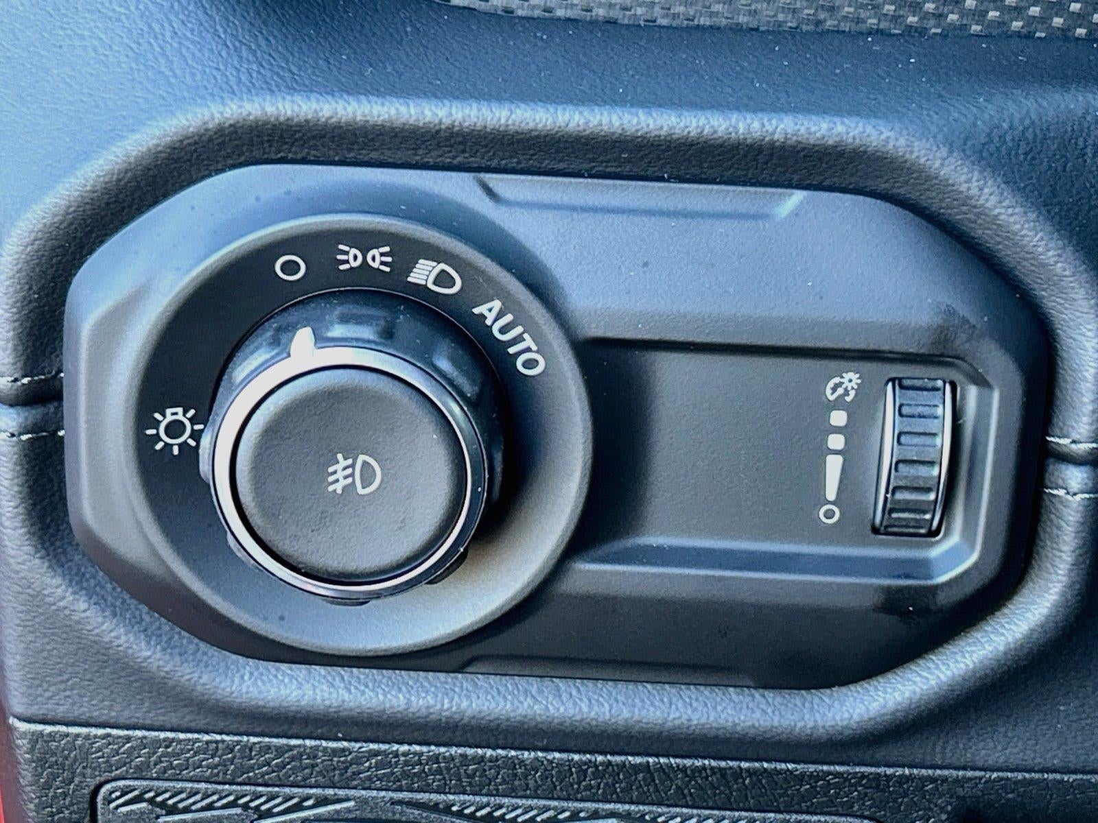 2027 Jeep Wrangler WRANGLER 4-DOOR RUBICON X