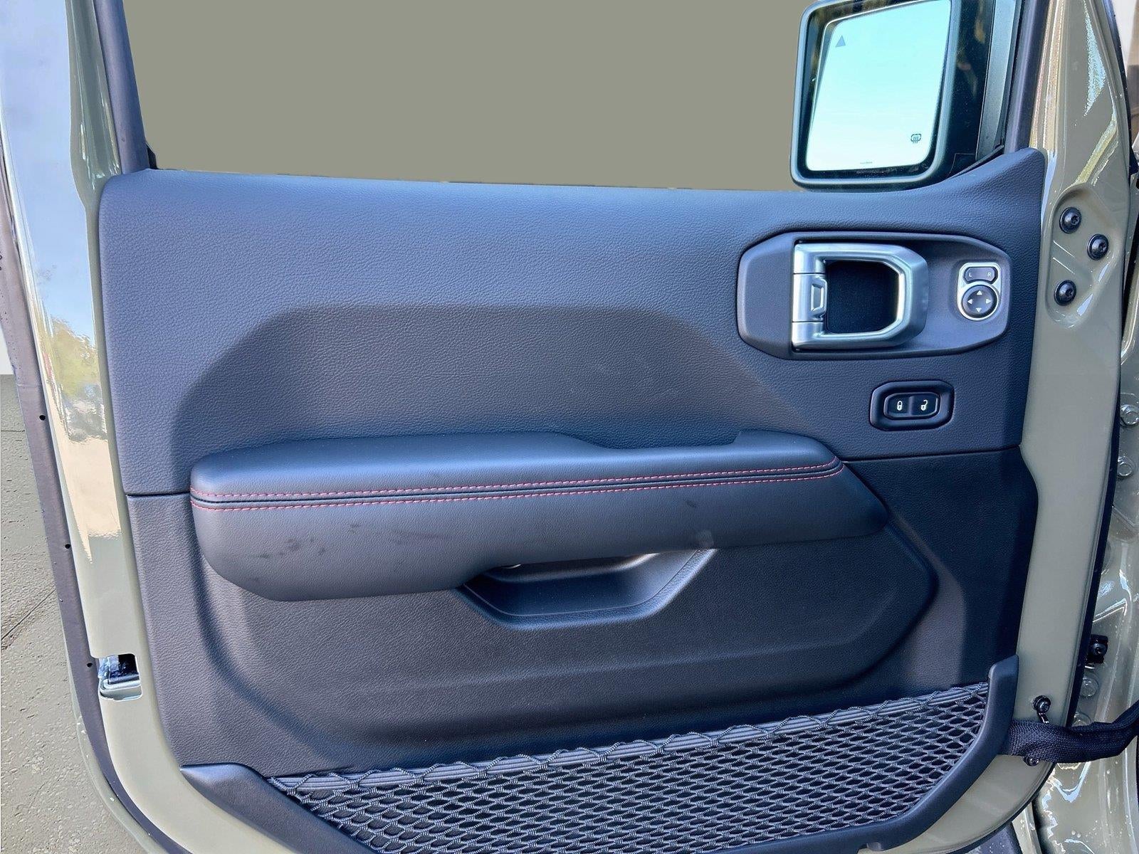 2027 Jeep Wrangler WRANGLER 4-DOOR RUBICON X