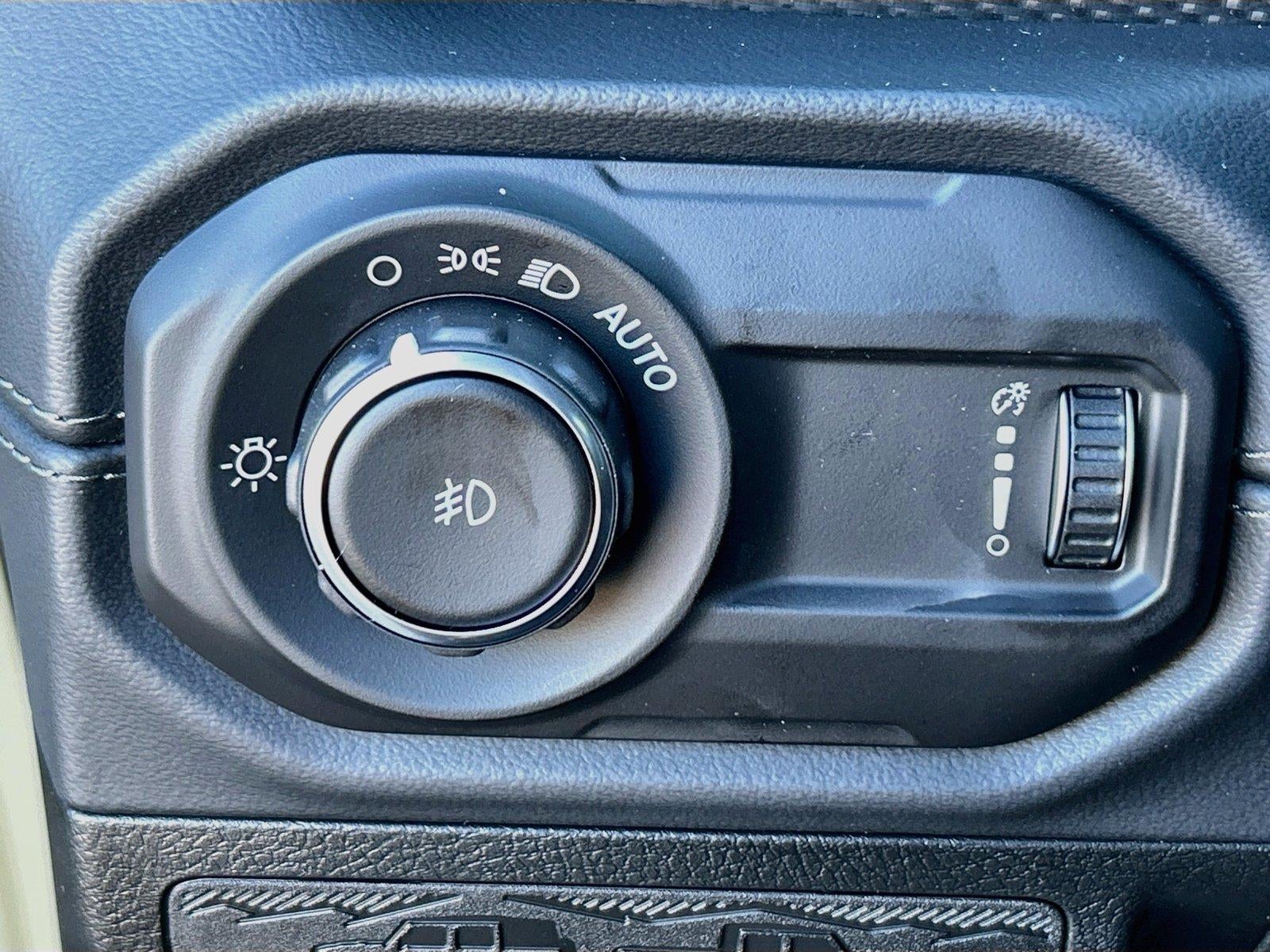 2027 Jeep Wrangler WRANGLER 4-DOOR RUBICON X