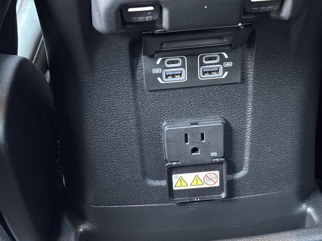 2024 Jeep Wrangler 4-Door Recon 4x4