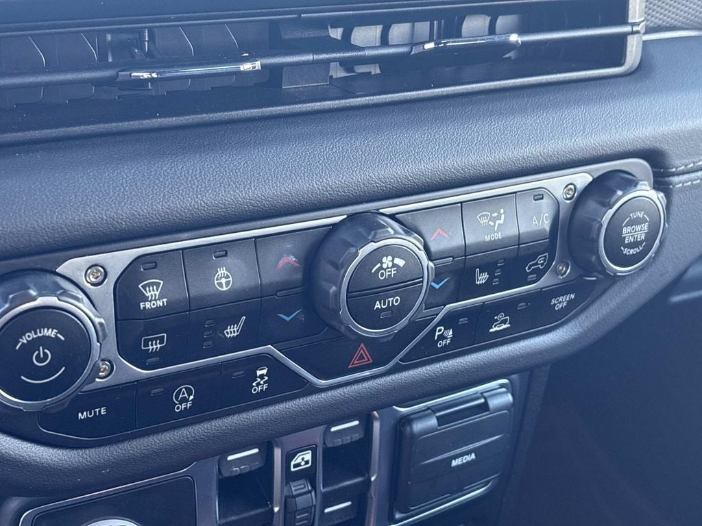 2024 Jeep Wrangler 4-Door Recon 4x4