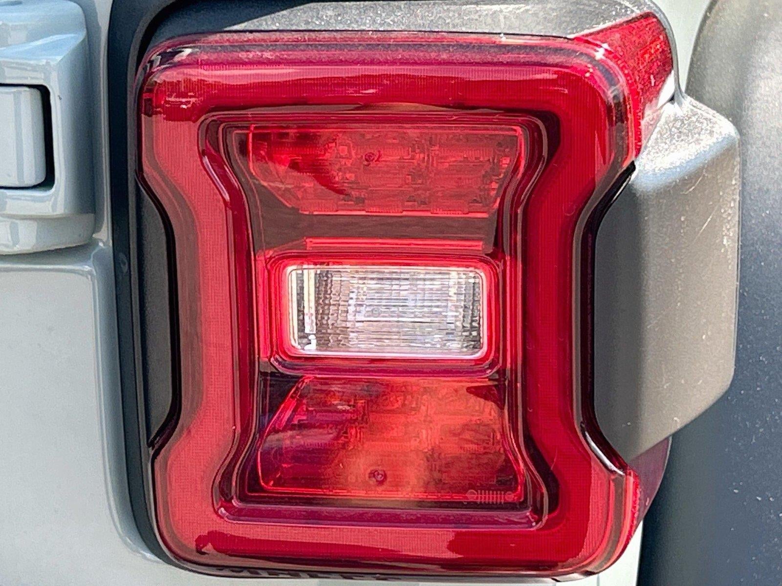 2027 Jeep Wrangler WRANGLER 4-DOOR MOAB