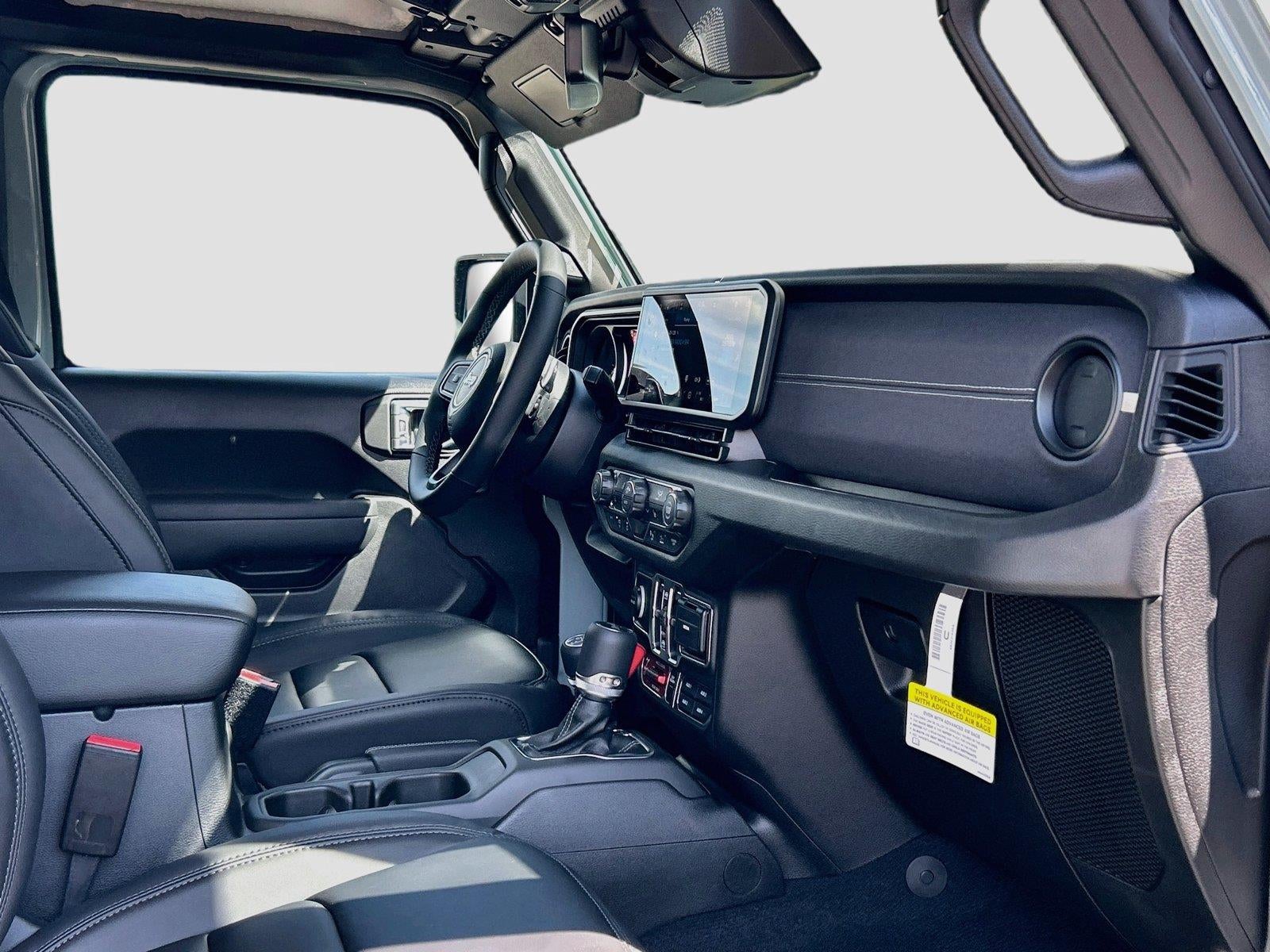 2027 Jeep Wrangler WRANGLER 4-DOOR MOAB