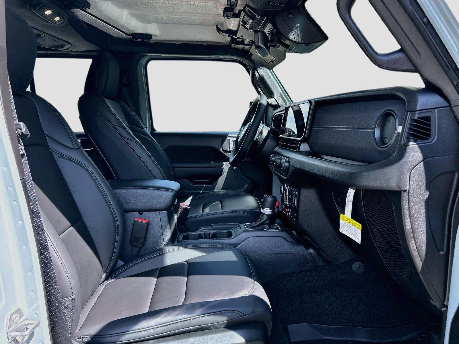 2027 Jeep Wrangler WRANGLER 4-DOOR MOAB