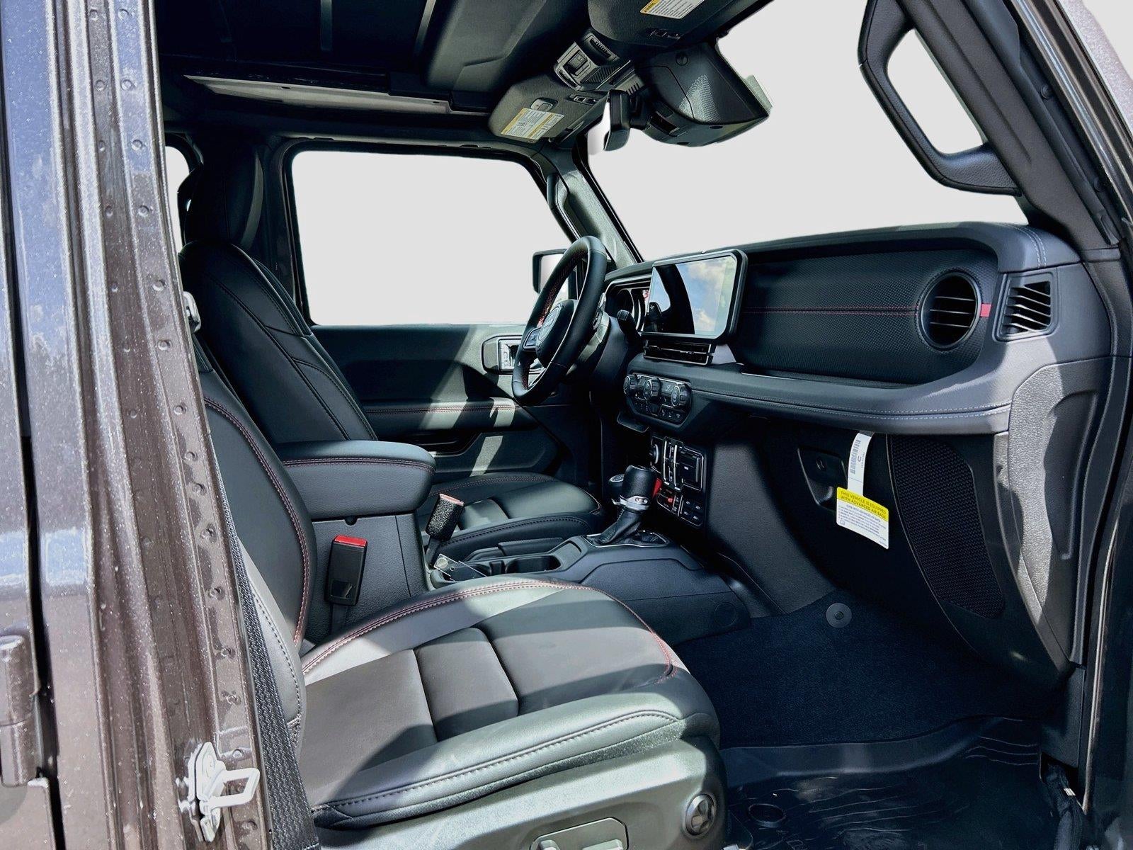 2027 Jeep Wrangler WRANGLER 4-DOOR MOAB