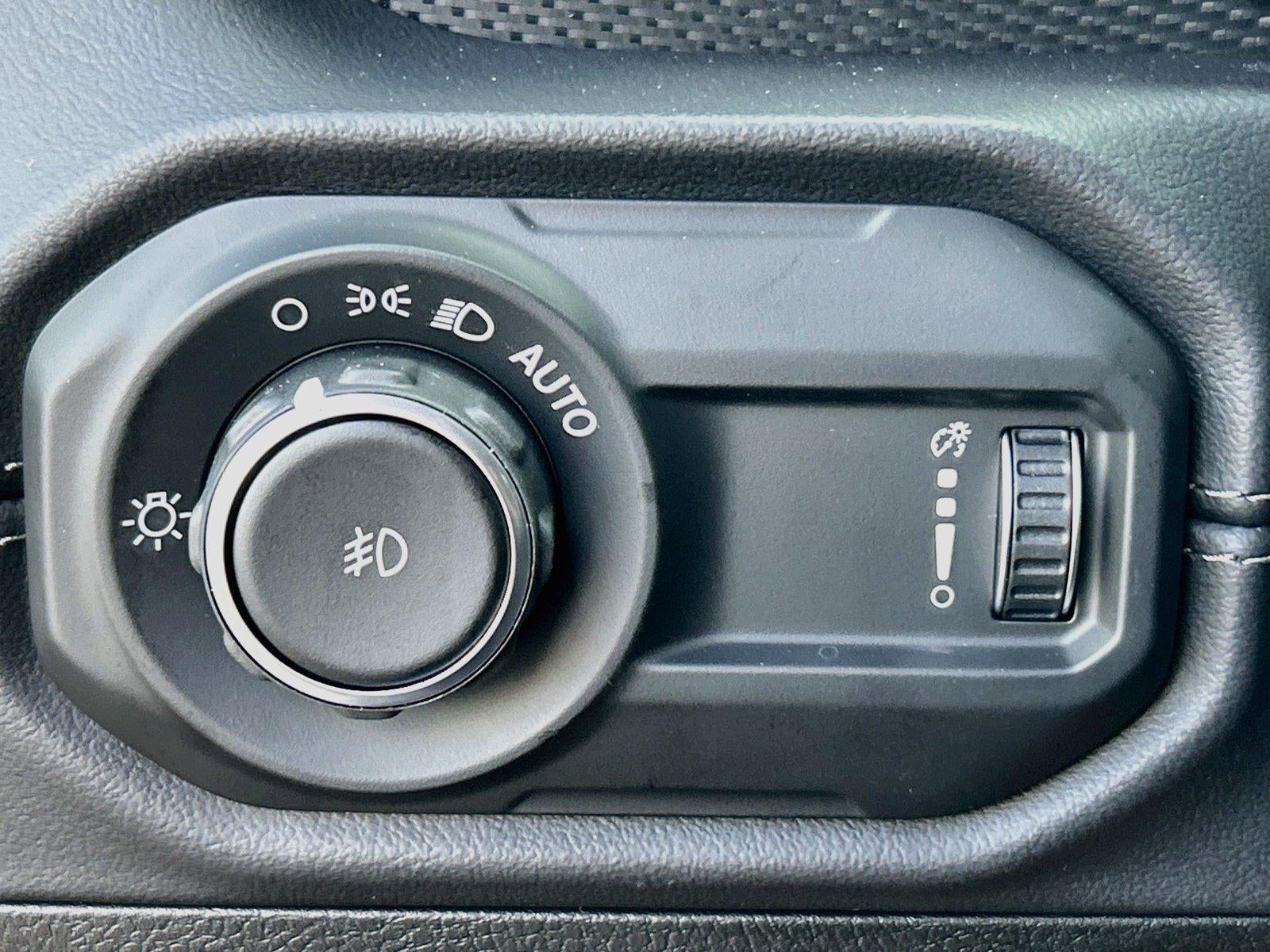 2027 Jeep Wrangler WRANGLER 4-DOOR MOAB