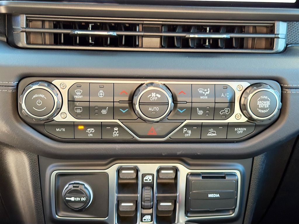 2026 Jeep Wrangler WRANGLER 4-DOOR MOAB 392