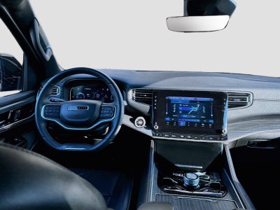 2023 Jeep Wagoneer L Series III 4x4