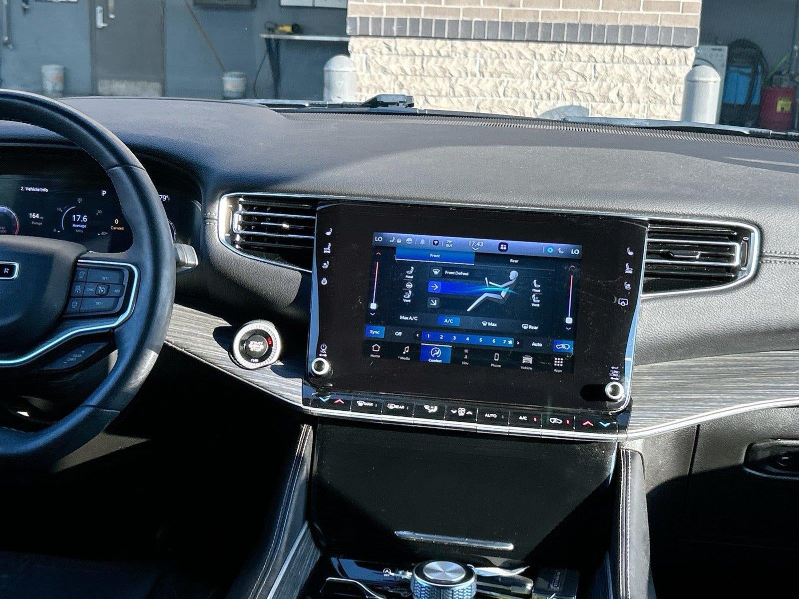 2023 Jeep Wagoneer L Series III 4x4
