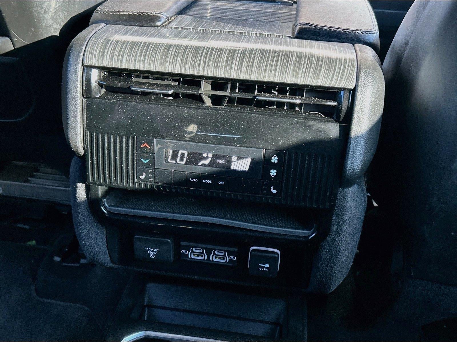 2023 Jeep Wagoneer L Series III 4x4