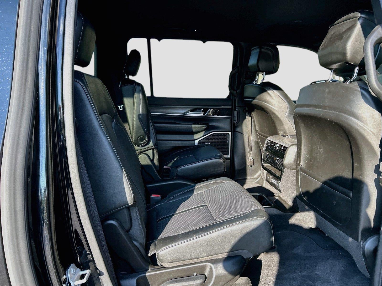 2023 Jeep Wagoneer L Series III 4x4