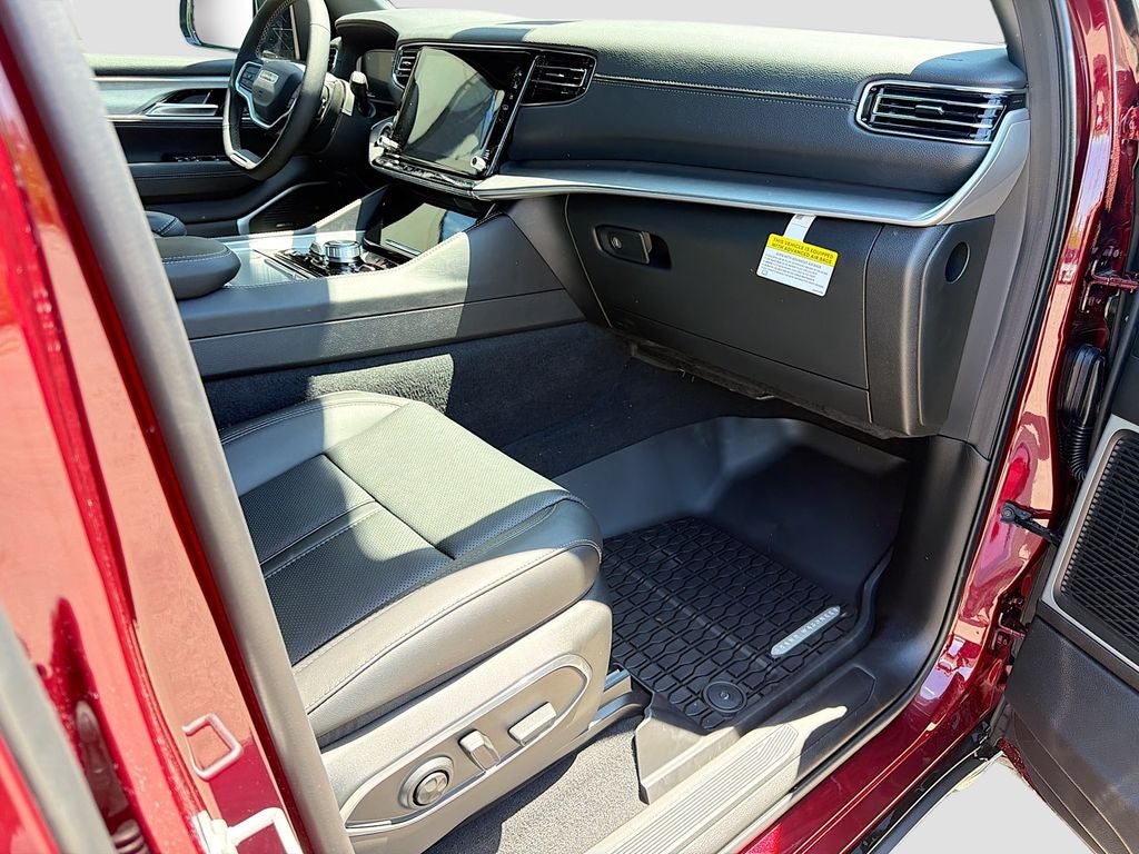 2026 Jeep Grand Wagoneer GRAND WAGONEER UPLAND 4X4