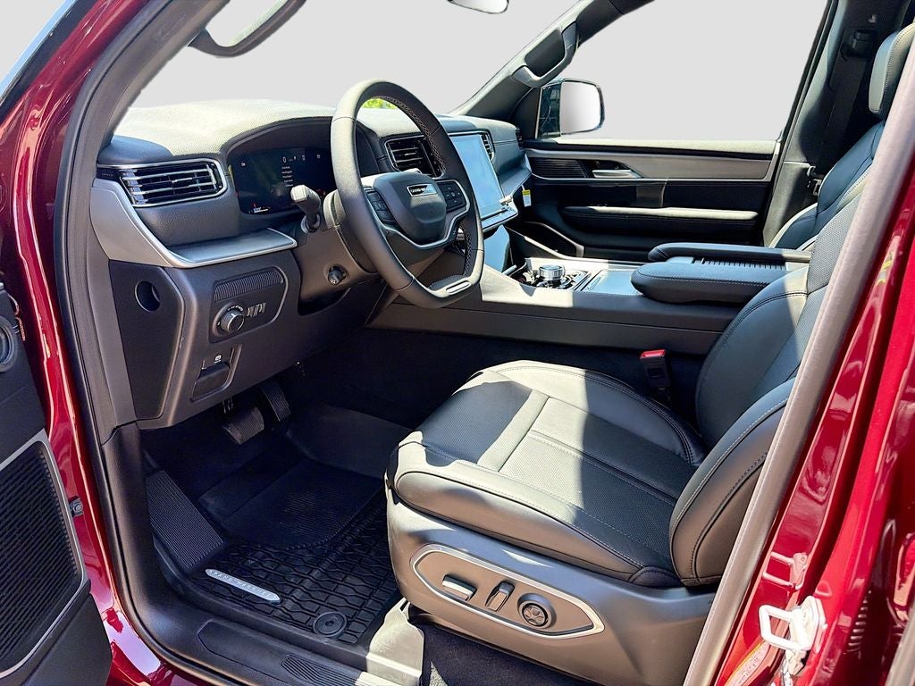2026 Jeep Grand Wagoneer GRAND WAGONEER UPLAND 4X4