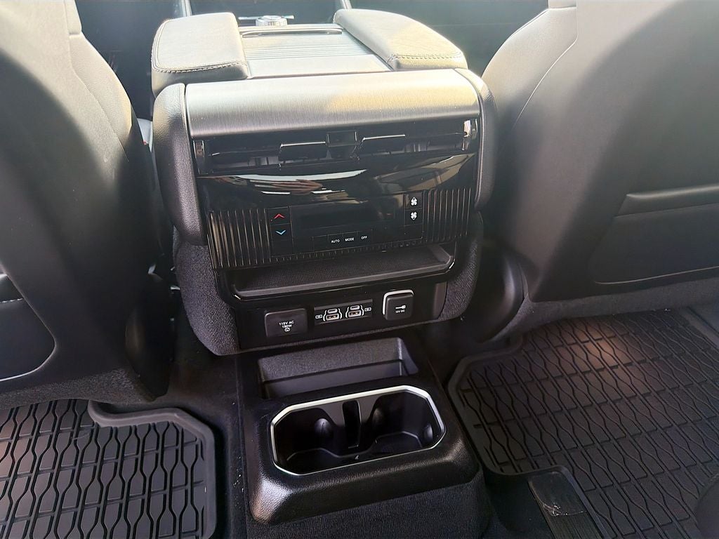 2026 Jeep Grand Wagoneer GRAND WAGONEER UPLAND 4X4