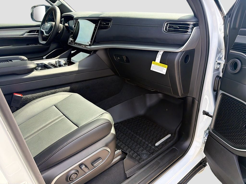 2026 Jeep Grand Wagoneer GRAND WAGONEER UPLAND 4X4