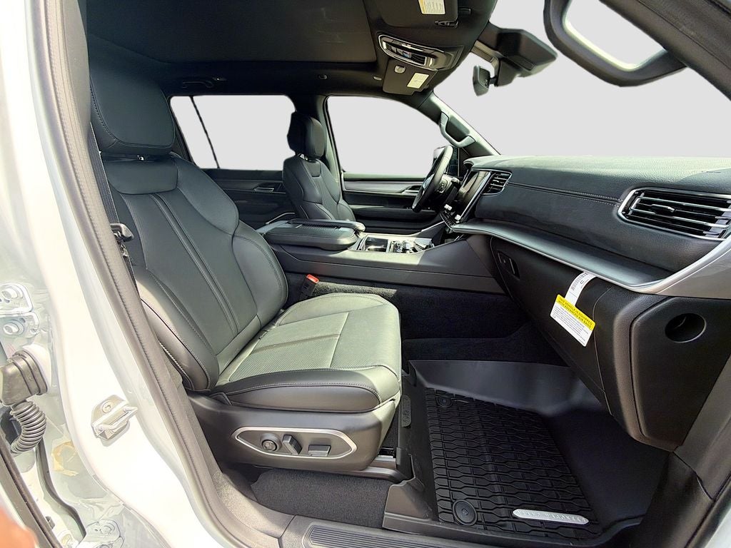 2026 Jeep Grand Wagoneer GRAND WAGONEER UPLAND 4X4