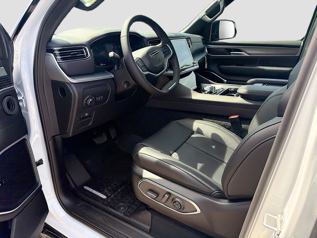 2026 Jeep Grand Wagoneer GRAND WAGONEER UPLAND 4X4