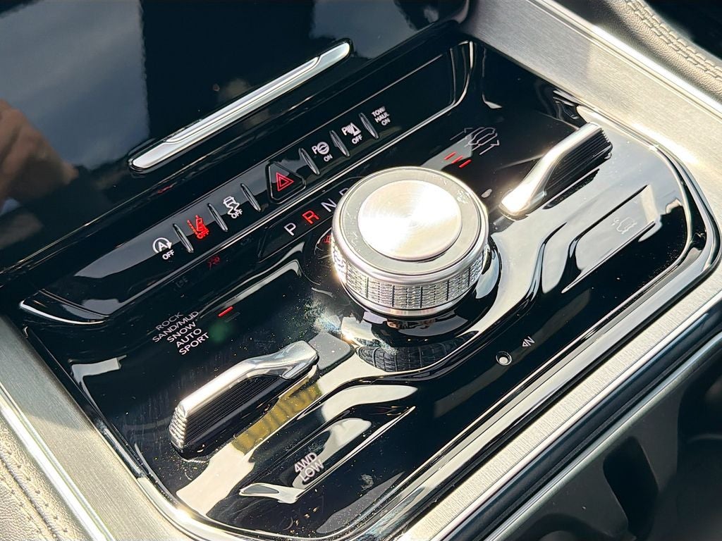 2026 Jeep Grand Wagoneer GRAND WAGONEER UPLAND 4X4