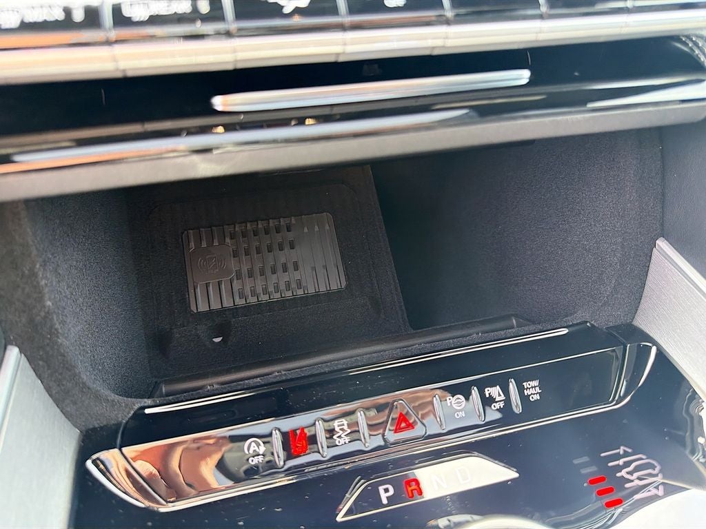 2026 Jeep Grand Wagoneer GRAND WAGONEER UPLAND 4X4