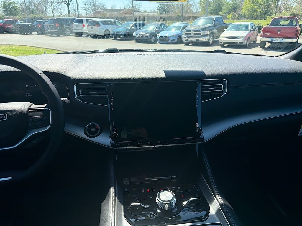 2026 Jeep Grand Wagoneer GRAND WAGONEER UPLAND 4X4