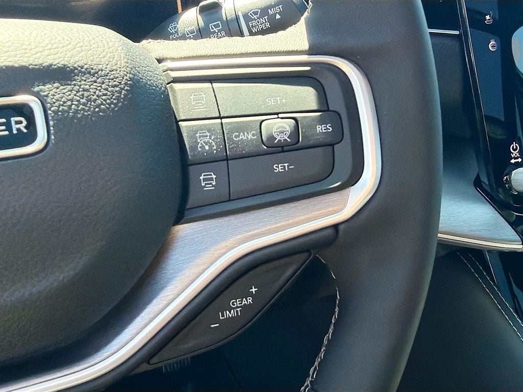 2026 Jeep Grand Wagoneer GRAND WAGONEER UPLAND 4X4