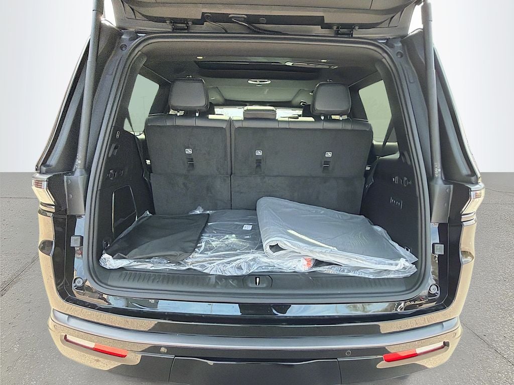 2026 Jeep Grand Wagoneer GRAND WAGONEER UPLAND 4X4