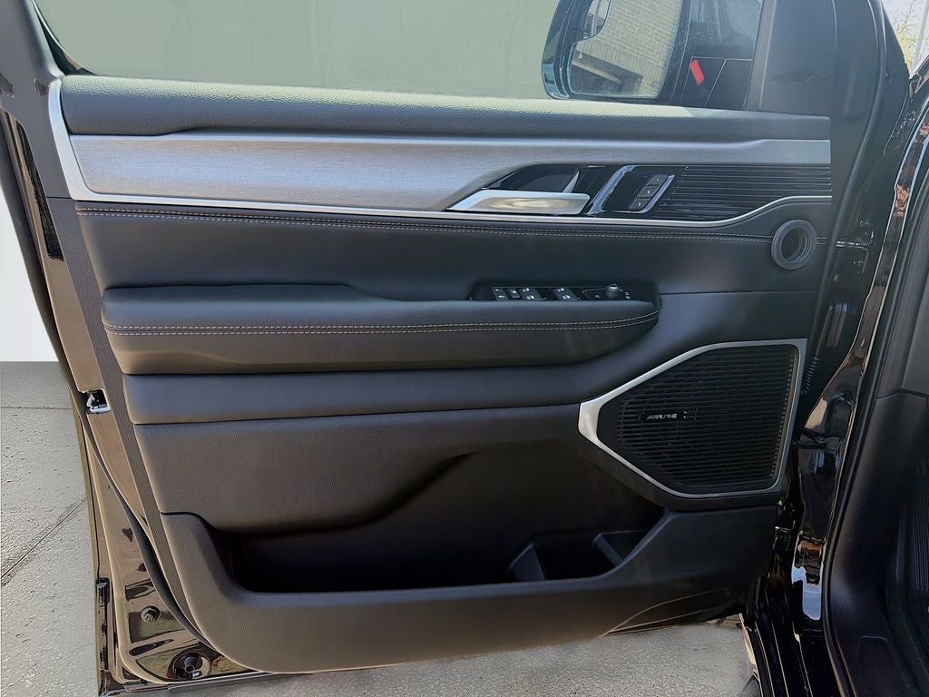 2026 Jeep Grand Wagoneer GRAND WAGONEER UPLAND 4X4