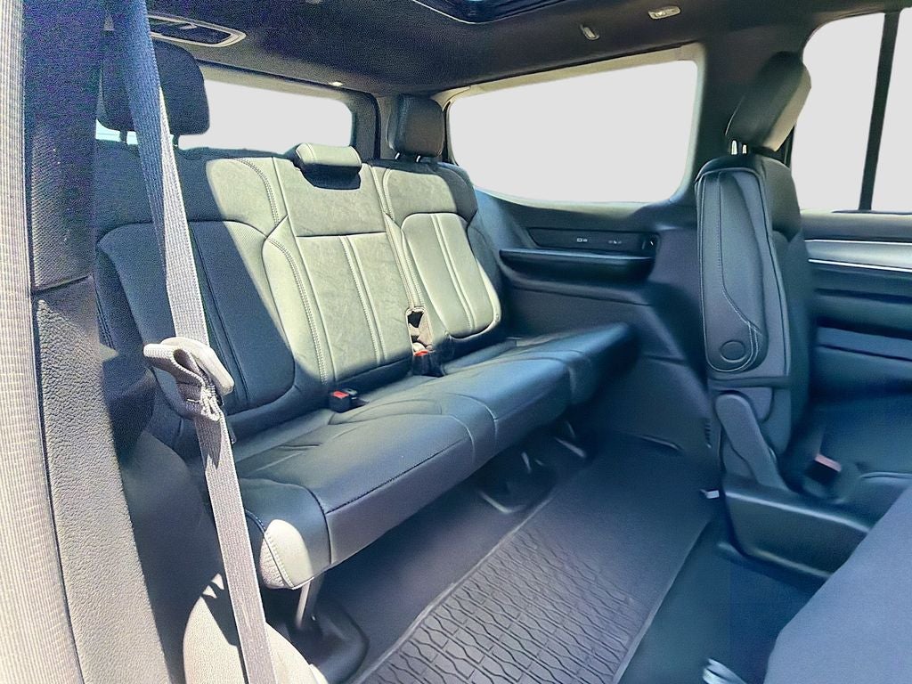 2026 Jeep Grand Wagoneer GRAND WAGONEER UPLAND 4X4